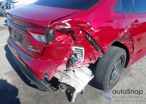 2024 Toyota Corolla Hybrid Le z USA, uszkodzony, nr VIN JTDBCMFEXRJ031130